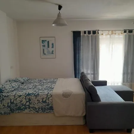 Ayuntamieto Gam Apartment *